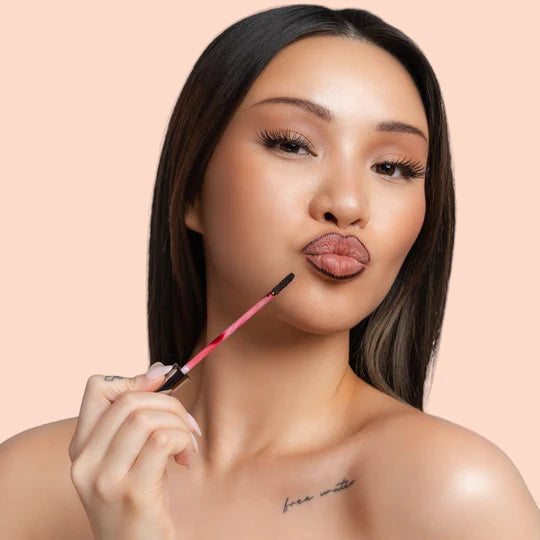 LongLastLiner - De Lip Liner Die Blijft Zitten, Maakt niet uit!