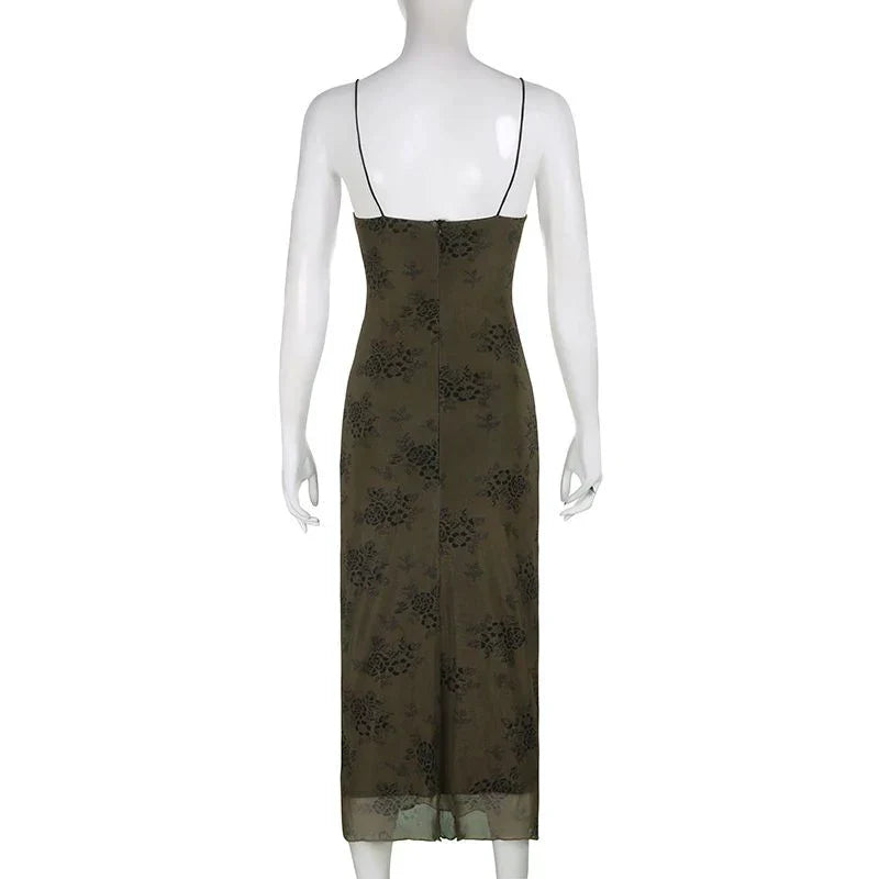 Maevra | Vintage kanten jurk met bloemenmotief en doorzichtige cover-up
