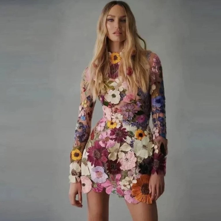 Faura | Bloom jurk met hoge kraag