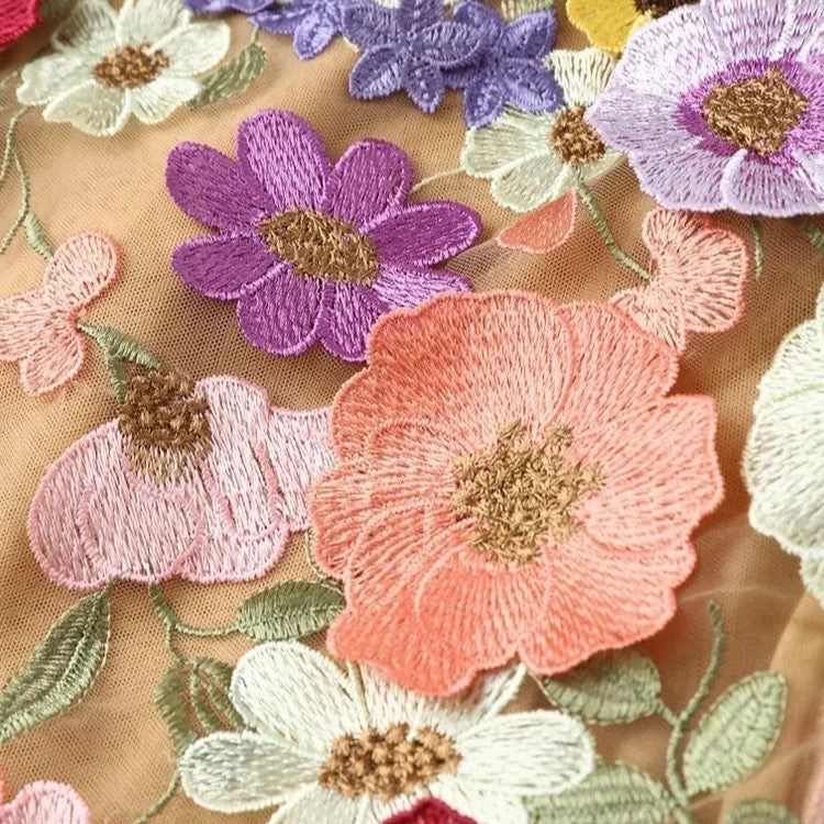 Faura | Bloom jurk met hoge kraag