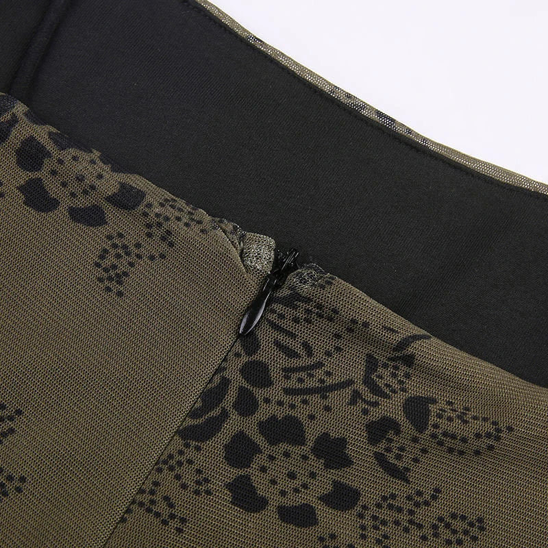 Maevra | Vintage kanten jurk met bloemenmotief en doorzichtige cover-up