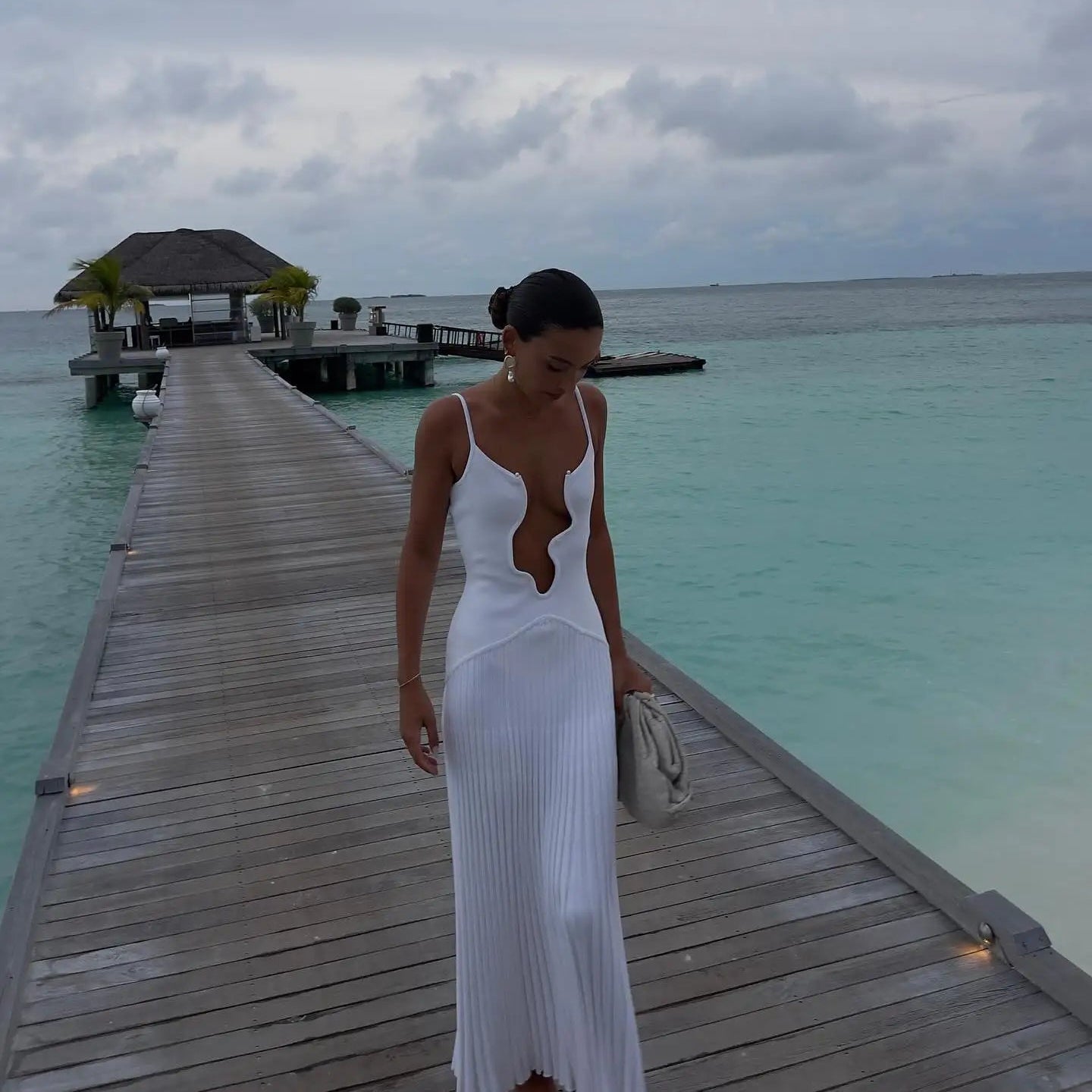 Cecelia | De Graceful Allure Sling Dress