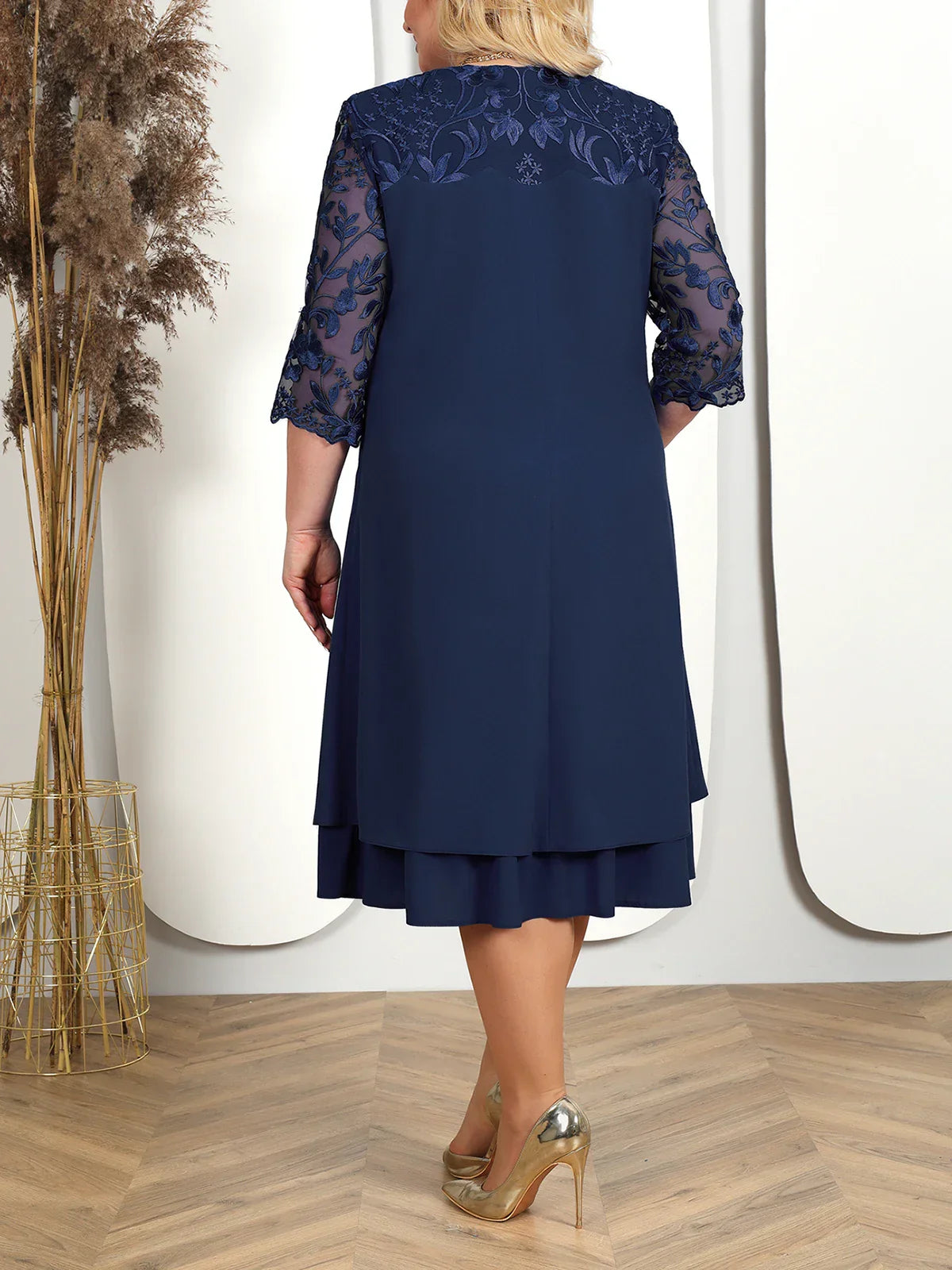 Mairelynn | Oversized geborduurde banketjurk