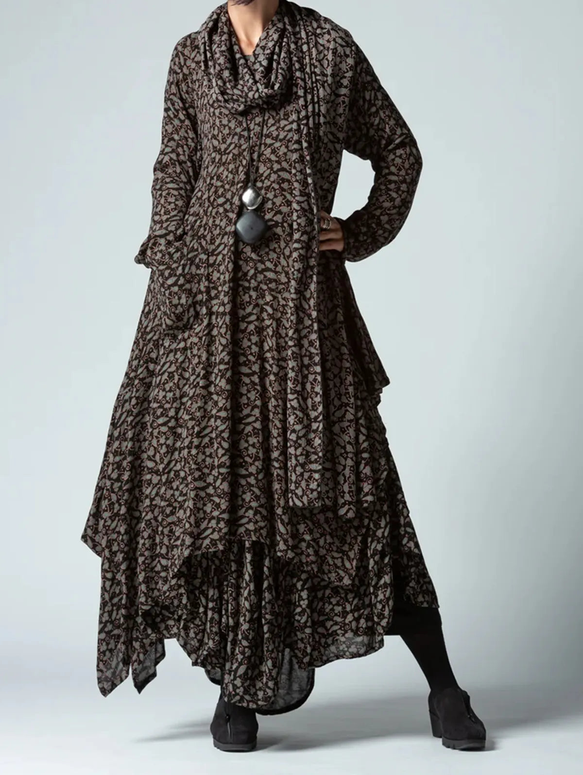 Thistova | Herfstprint met lange mouwen en retro lange jurk