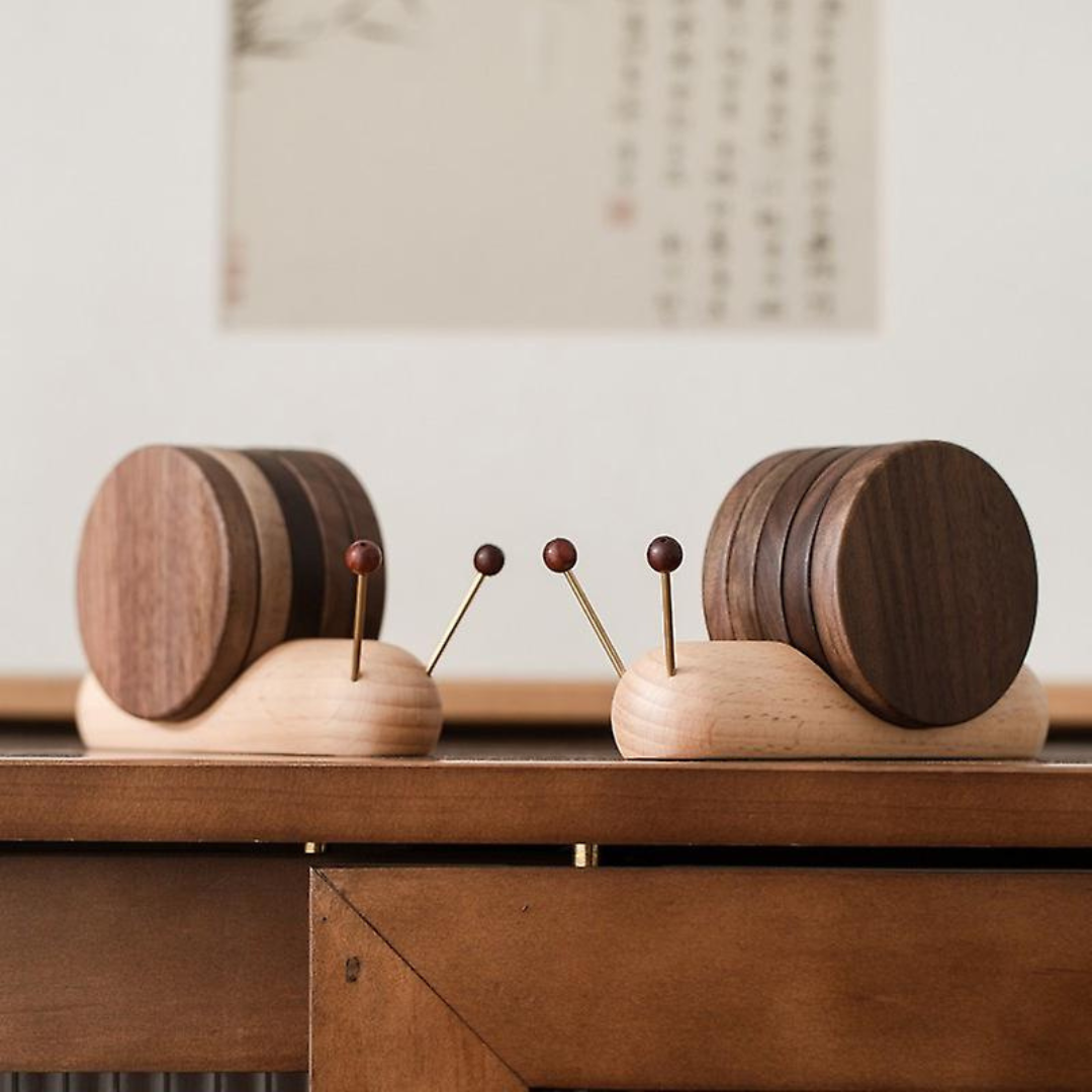 SnailNest | Decoratieve onderzetters van walnoothout