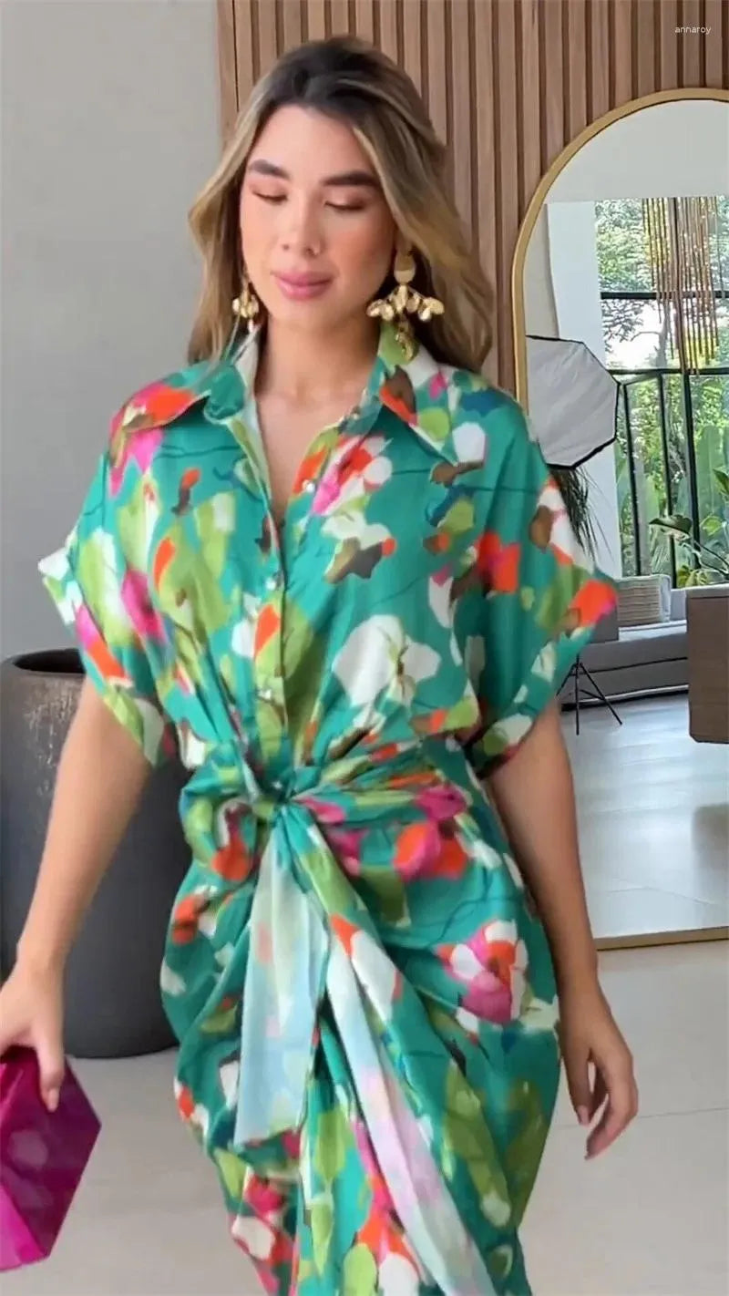 Blenda | De Bloombound Maxi Dress met vetersluiting