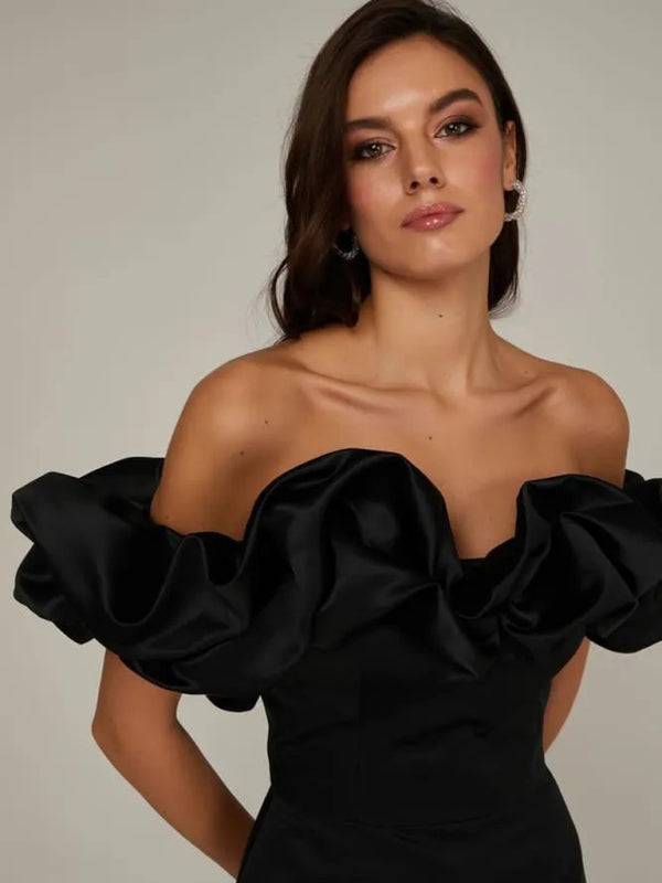 Aureza | Off-the-shoulder satijnen jurk met ruches