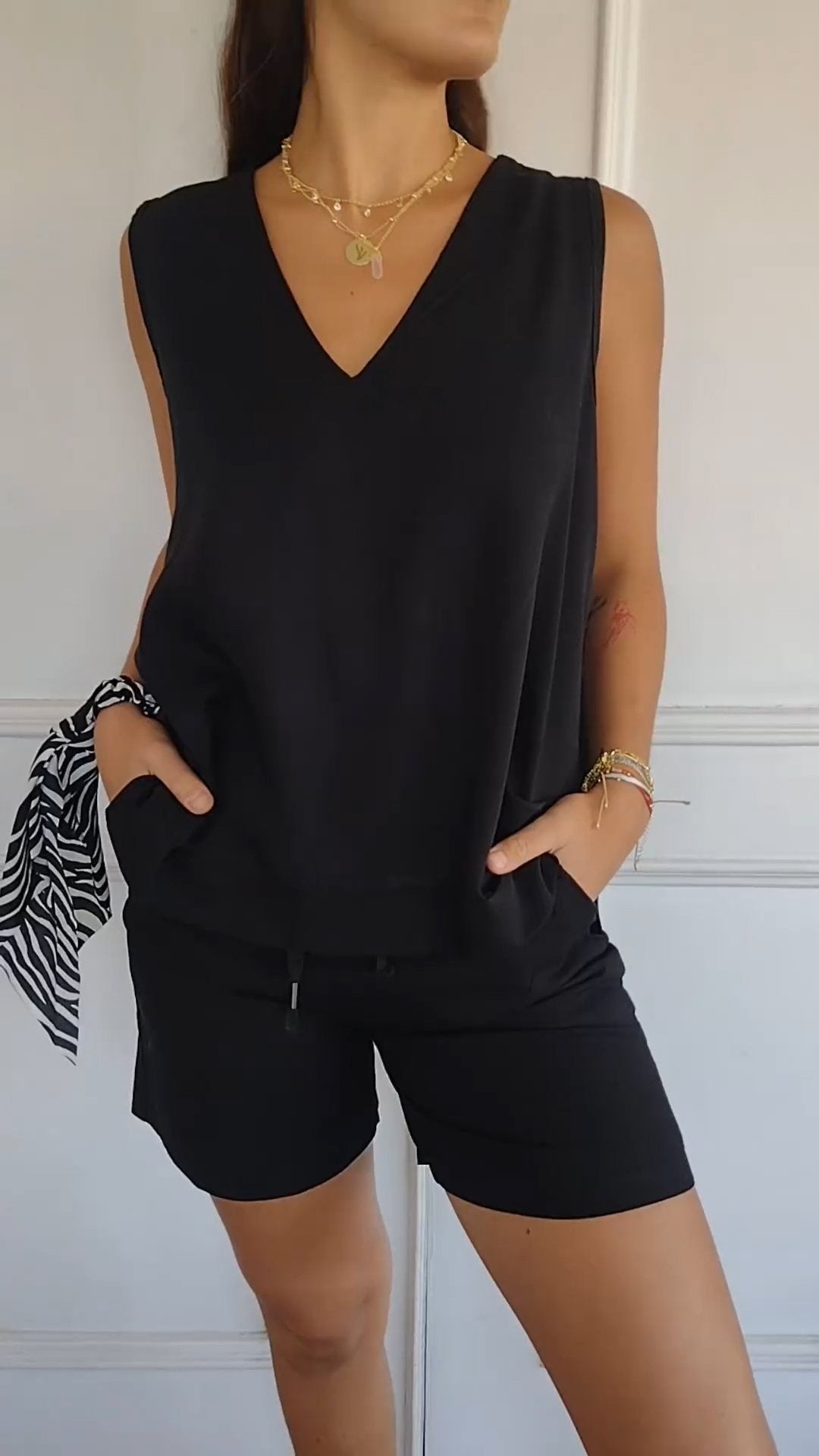 Vehlora | Moeiteloze elegantie top met V-hals