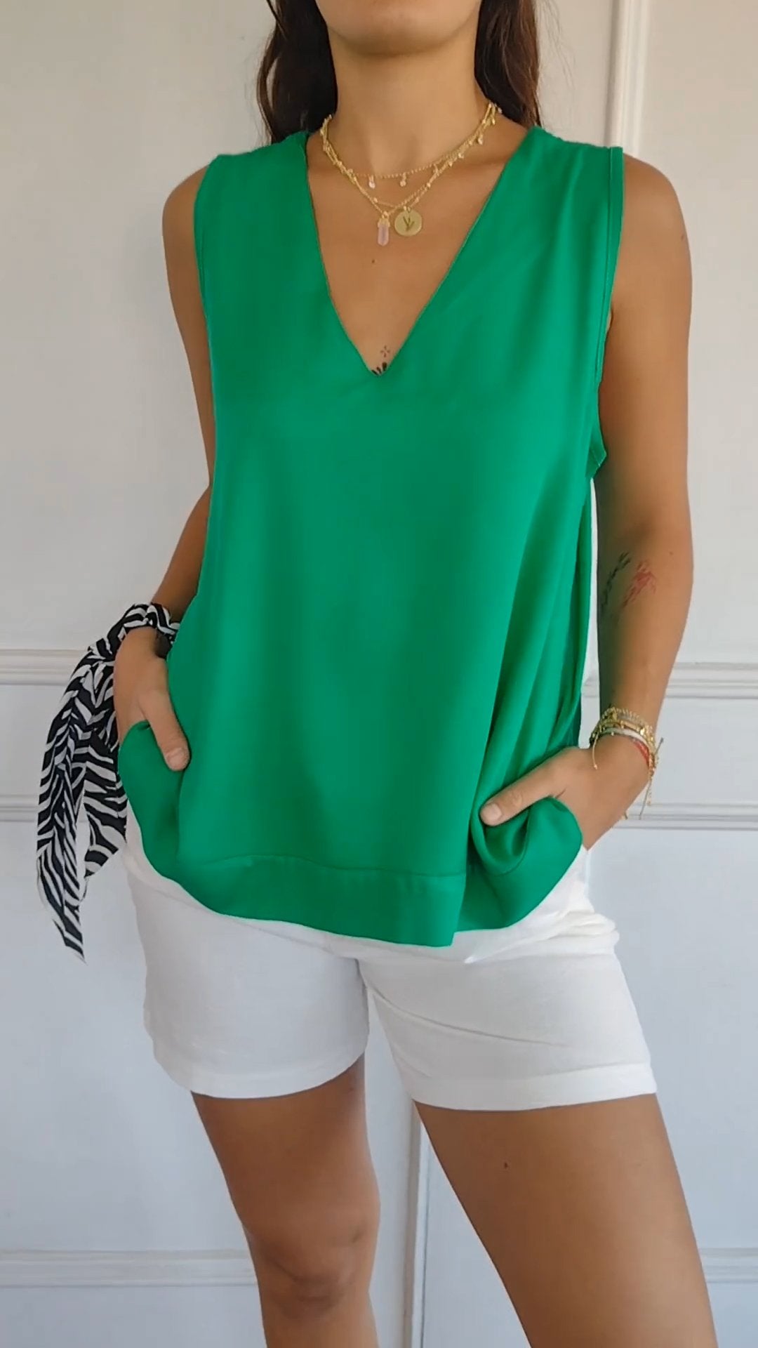 Vehlora | Moeiteloze elegantie top met V-hals