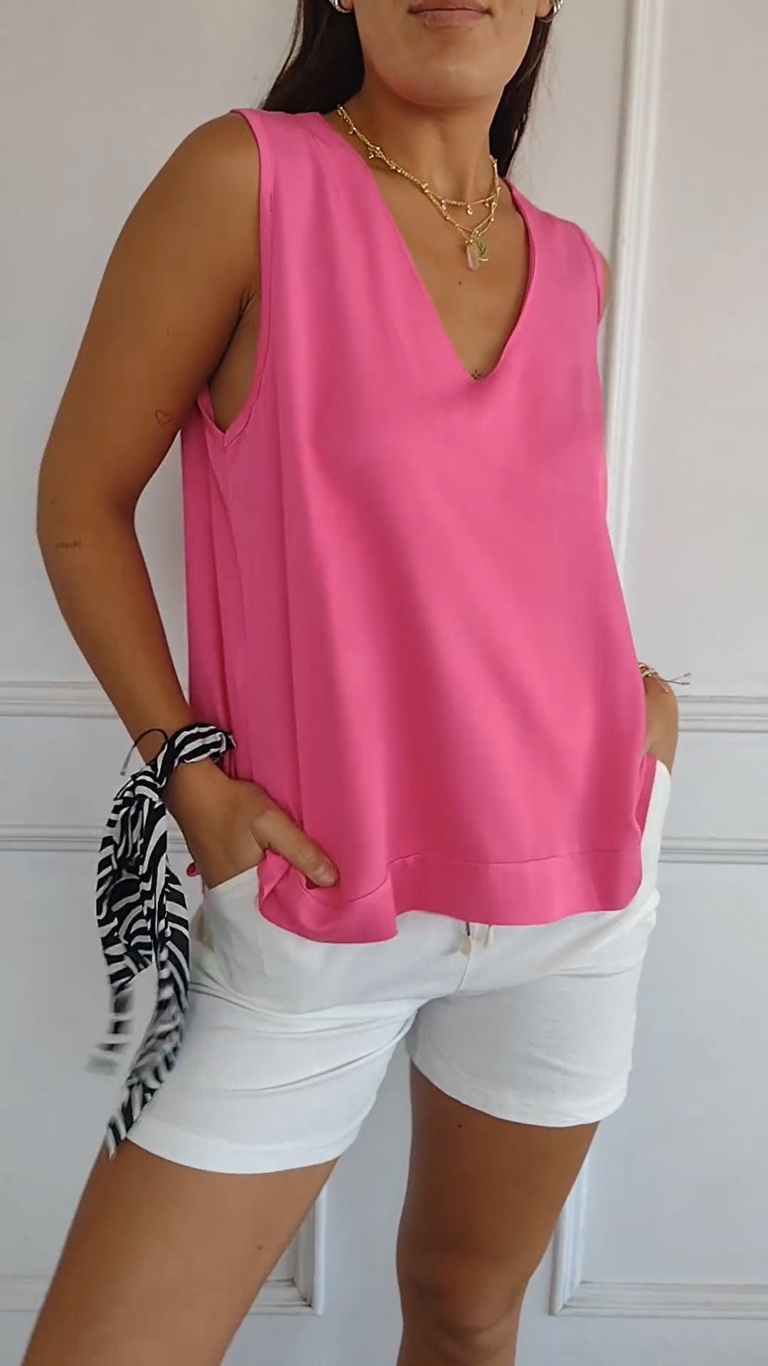 Vehlora | Moeiteloze elegantie top met V-hals